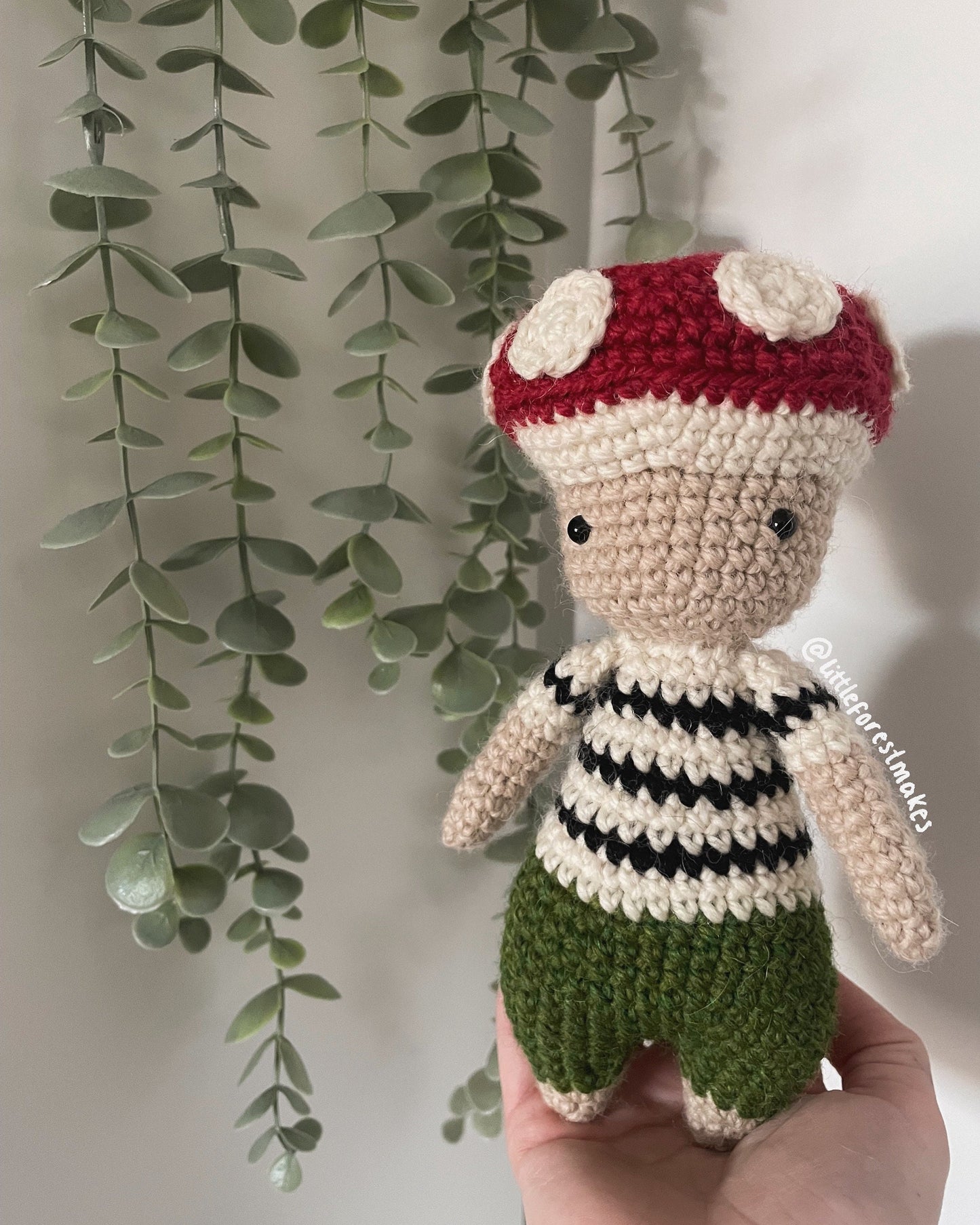 Crochet Melvin the Mushroom Toadstool Amigurumi Doll Plushie Pattern [DIGITAL PATTERN ONLY] [Downloadable File]