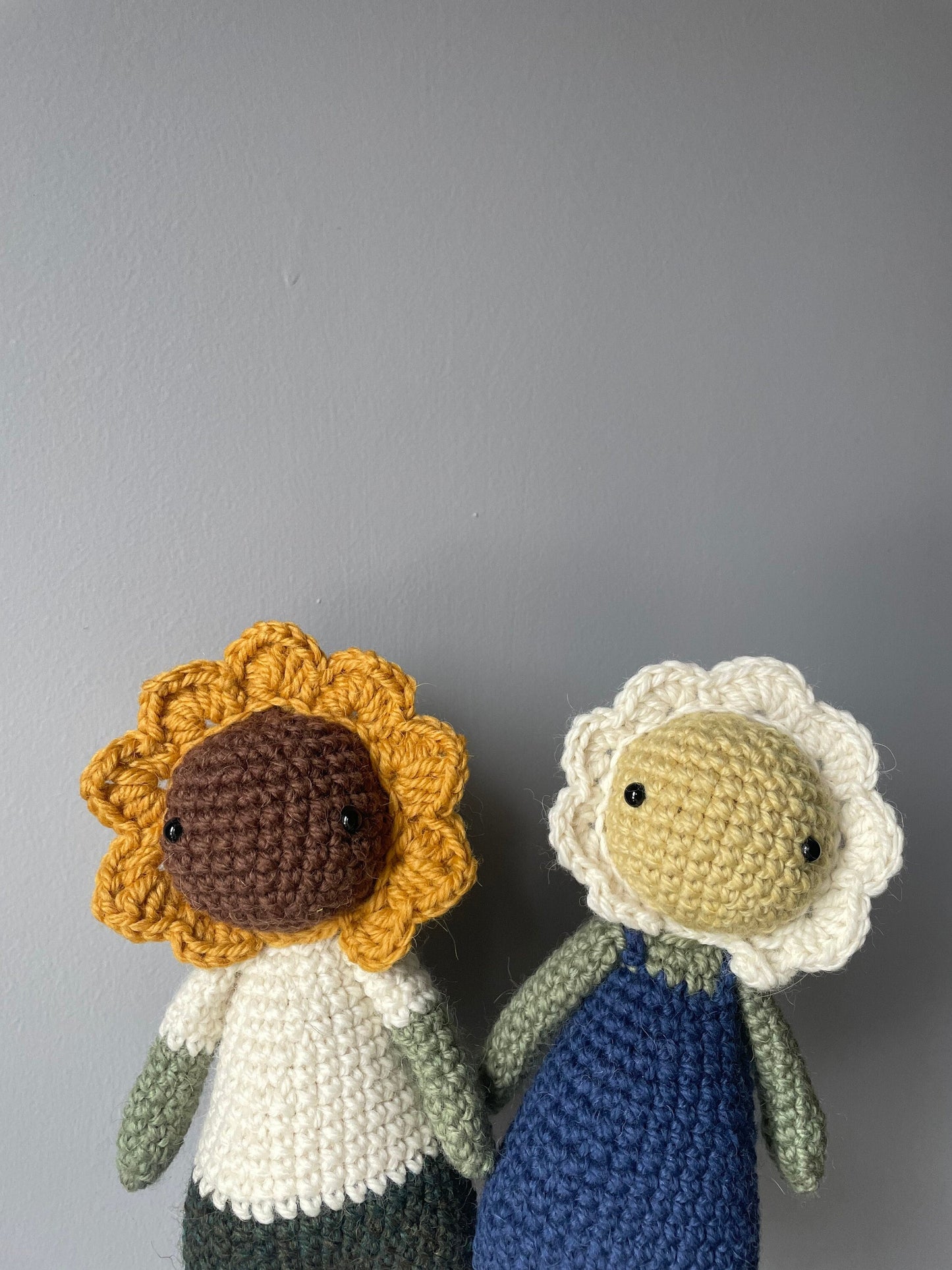Crochet Sonny Sunflower and Dottie Daisy Doll Pattern: Amigurumi Plushie (Digital PDF)